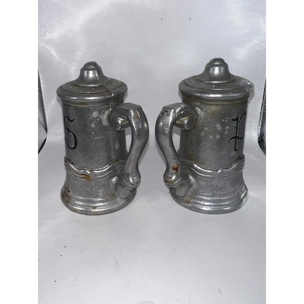 Vintage Wilton Armetale Pewter Salt and Pepper Shakers Tankard Mug Columbia PA
